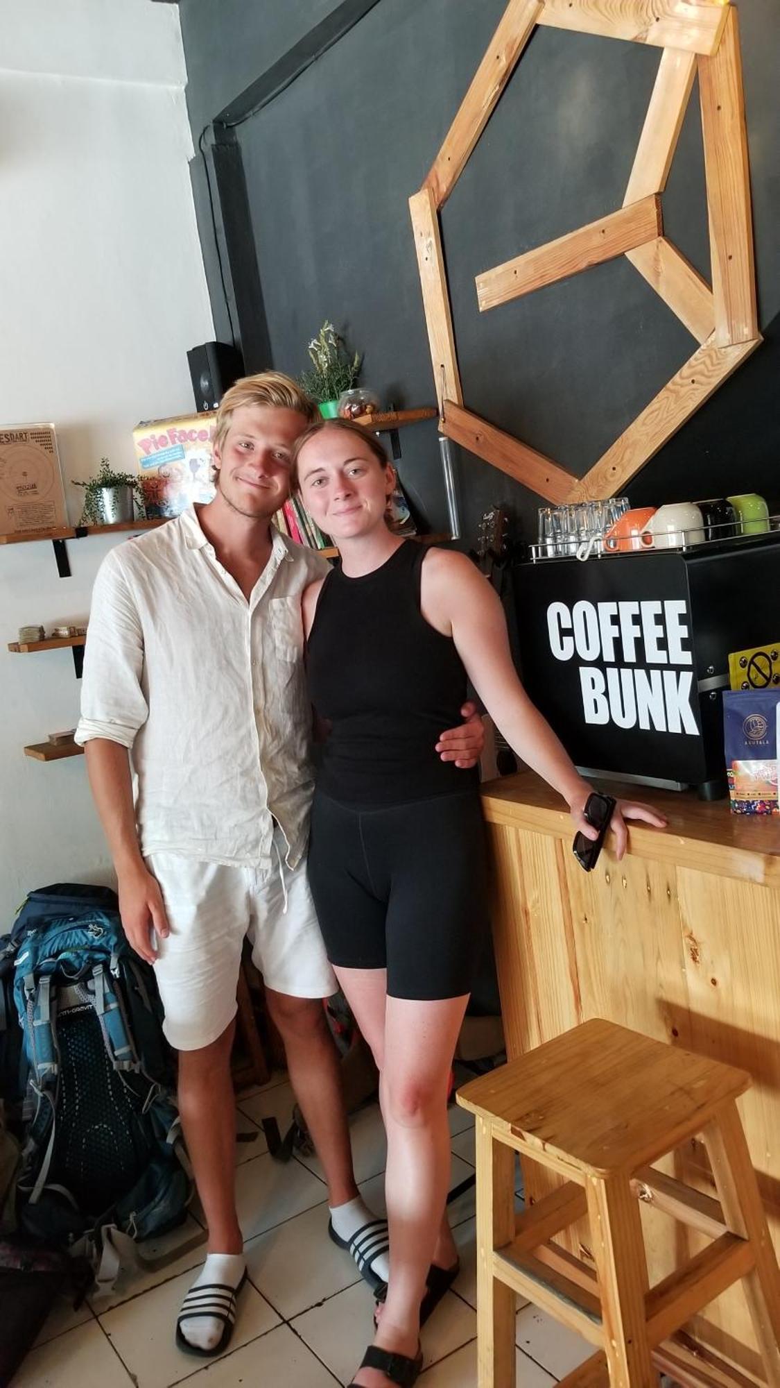 Coffeebunk Hostel Тангеранг Экстерьер фото